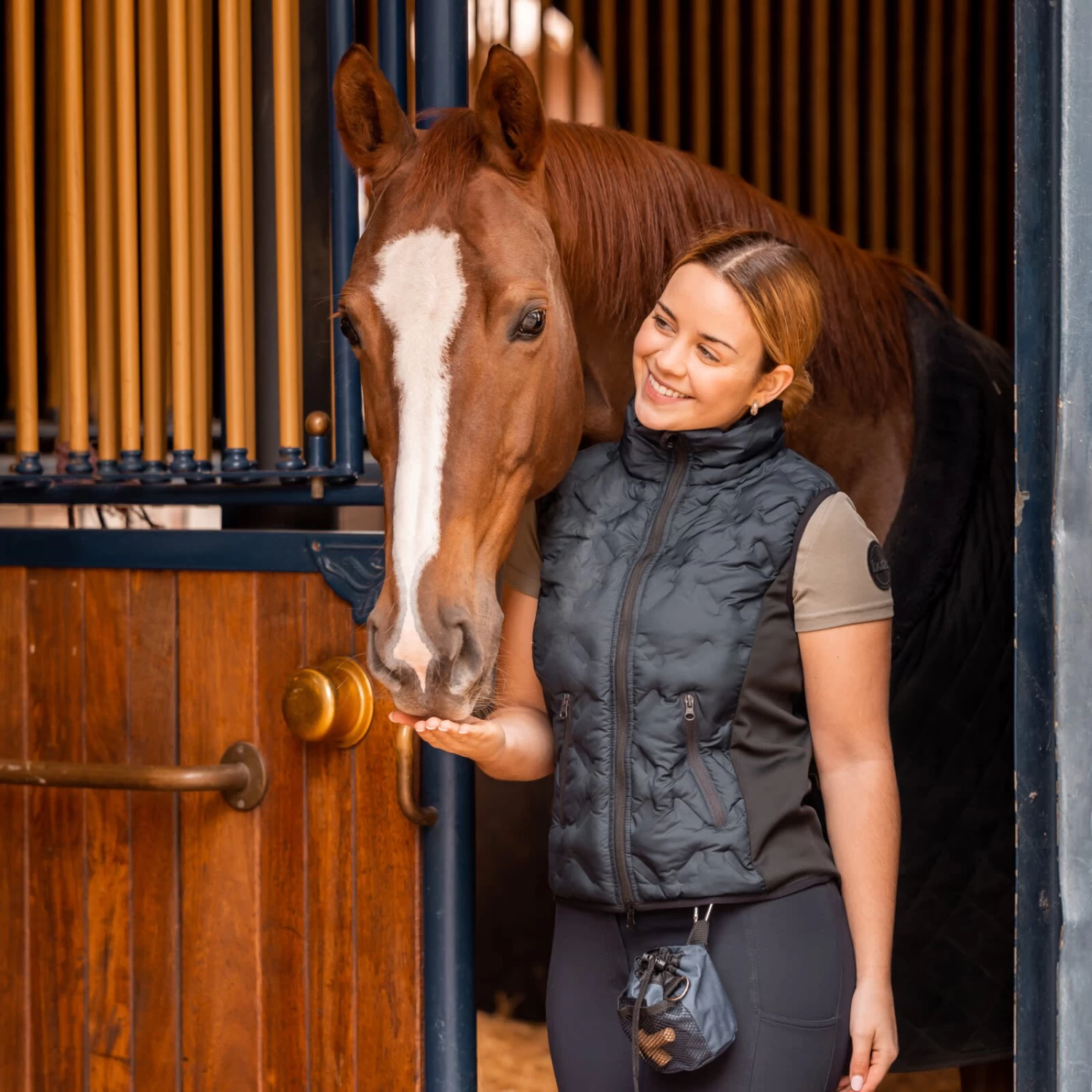 Horze Shelly Womens Vest - Dark Navy - Image 2