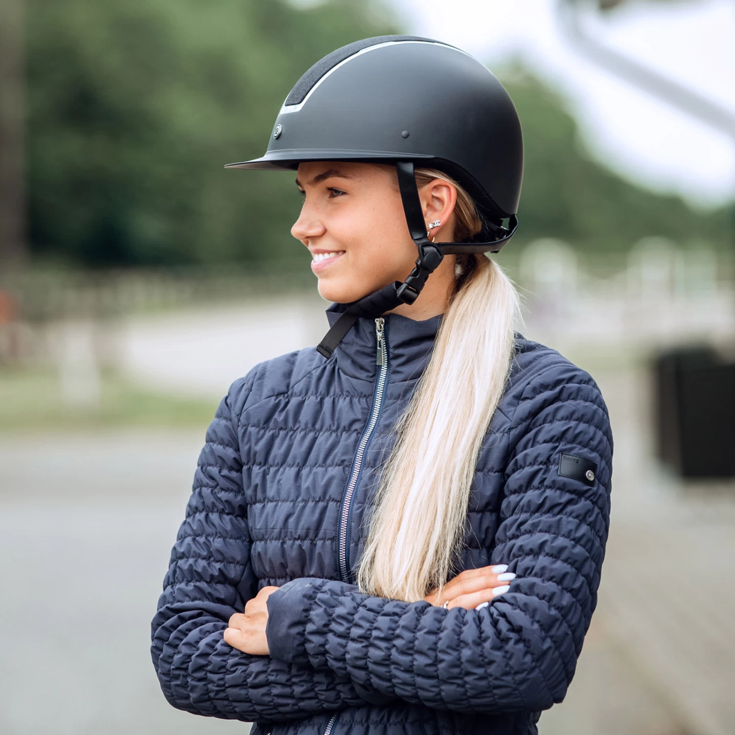 Horze Luna Womens Quilted Stretch Jacket - Dark Navy - Image 7