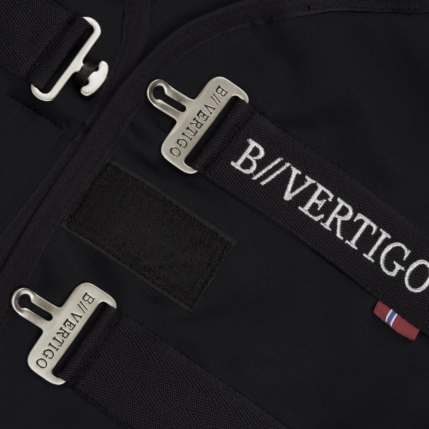 B Vertigo Drew Warming Blanket - Dark Navy - Image 3