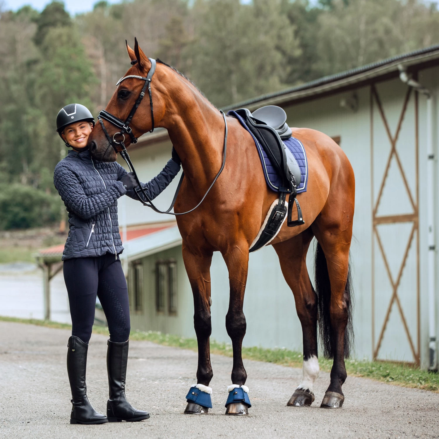 Horze Luna Womens Quilted Stretch Jacket - Dark Navy - Image 8