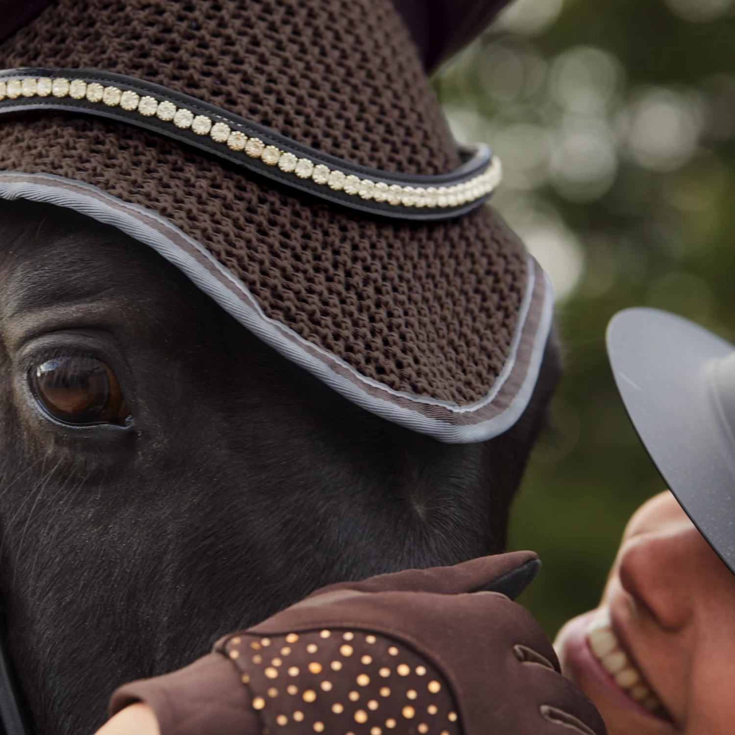 Horze Adepto Ear Net - Dark Brown - Image 2