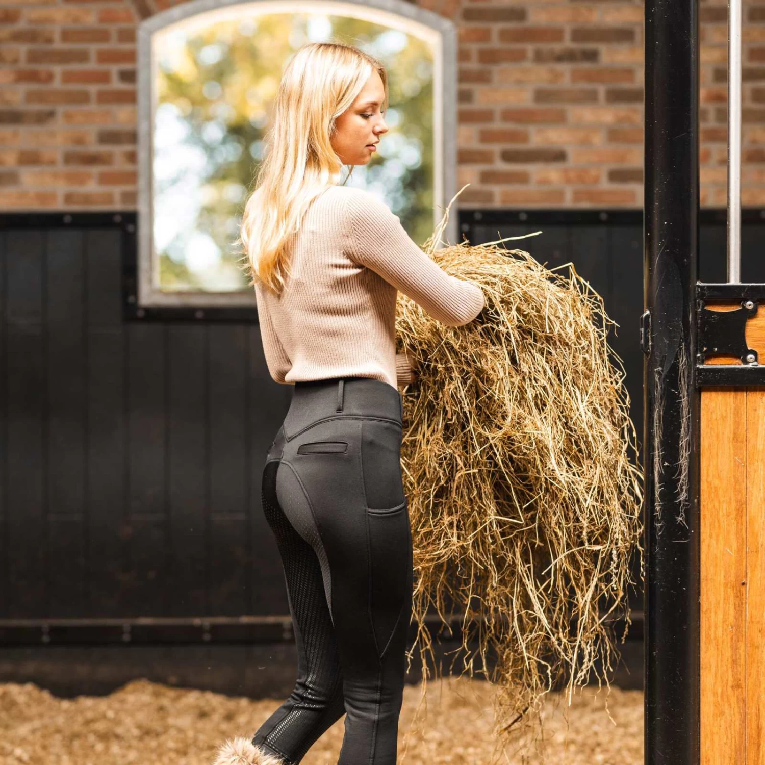 Horze Mira Womens Thermo Full Seat Breeches - Black - Image 5