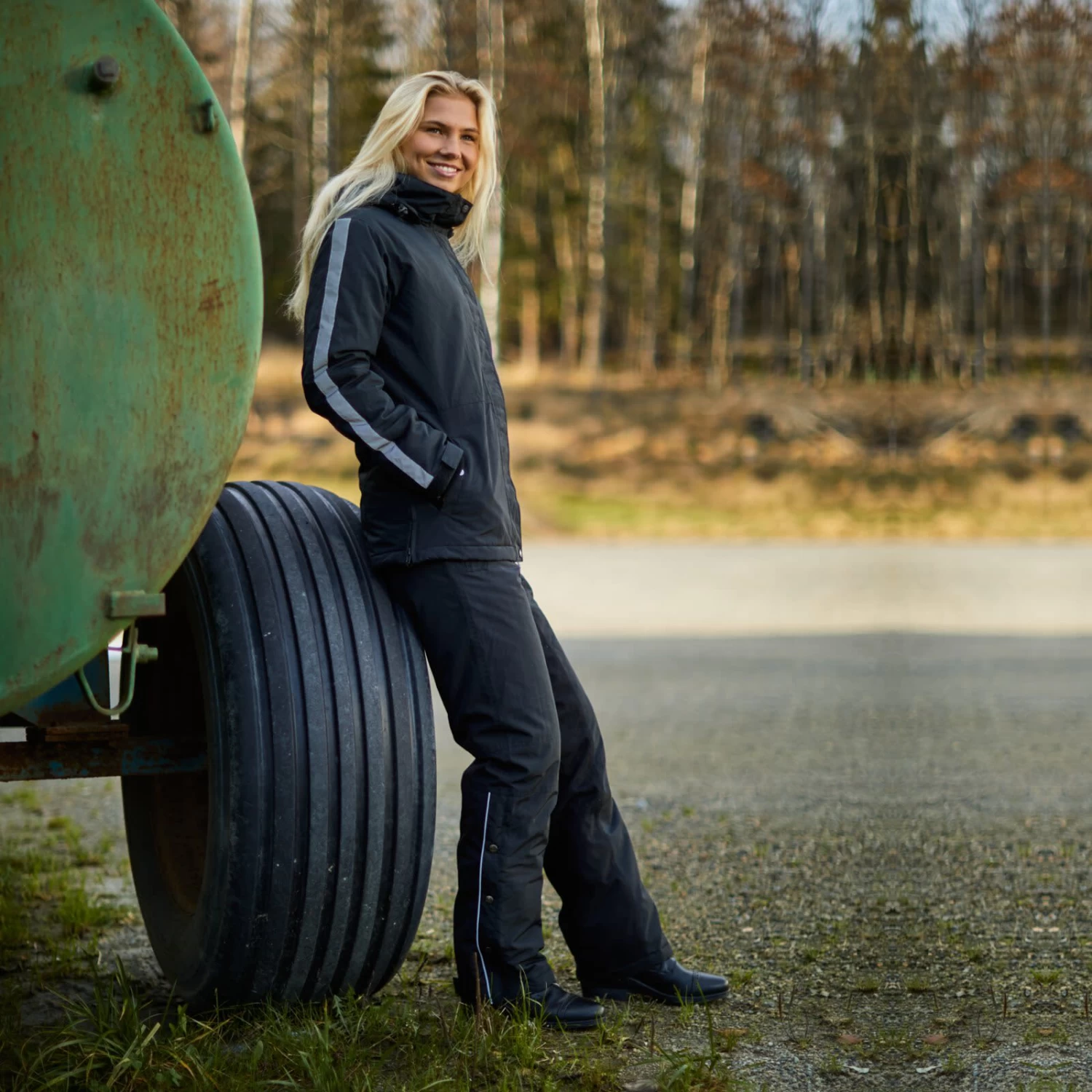 Horze Cheyenne Womens Padded Winter Riding Pants - Black - Image 5