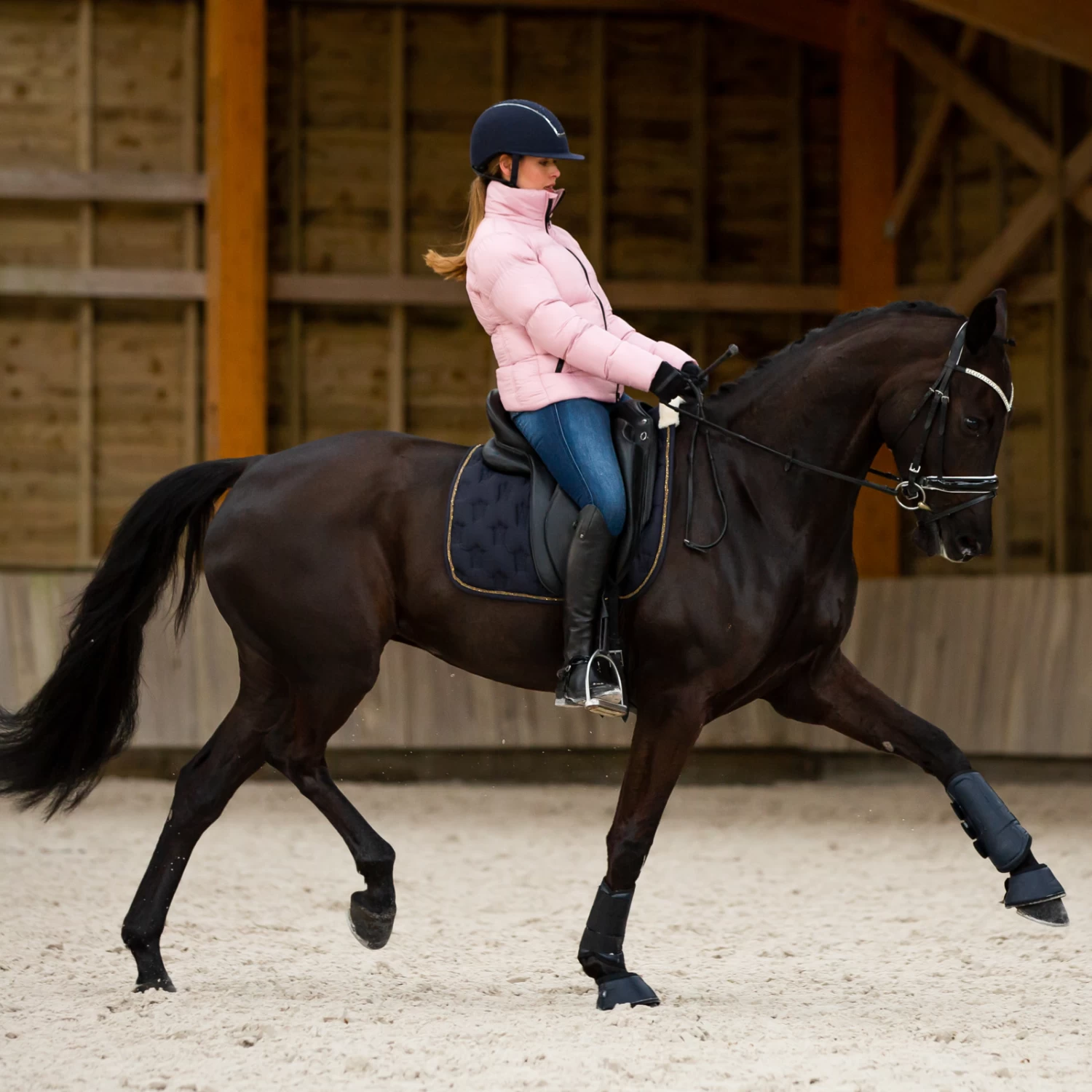 Horze Rianna Womens Puffy Winter Jacket - Zephyr - Image 5