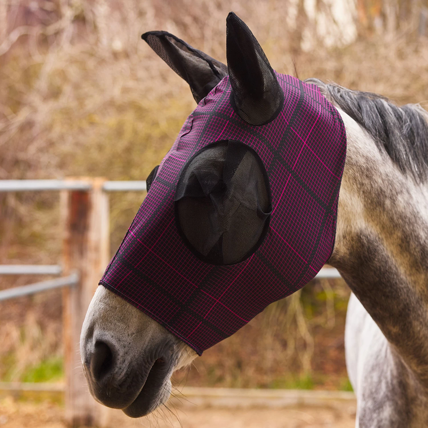 Soft Fitted Fly Mask - Black/Pink
