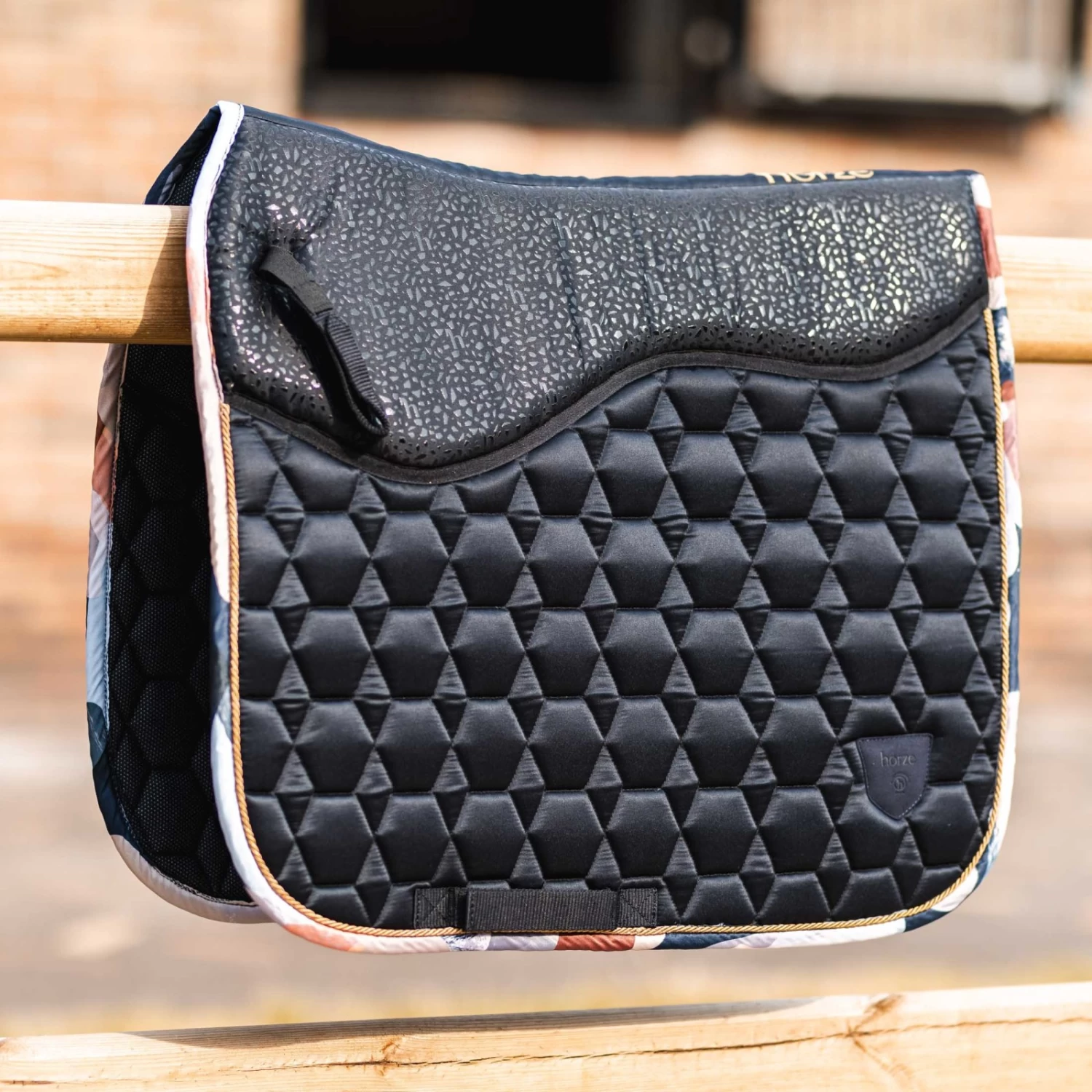 Horze Terrazzo Grip Tech Dressage Saddle Pad - Dark Navy - Image 7