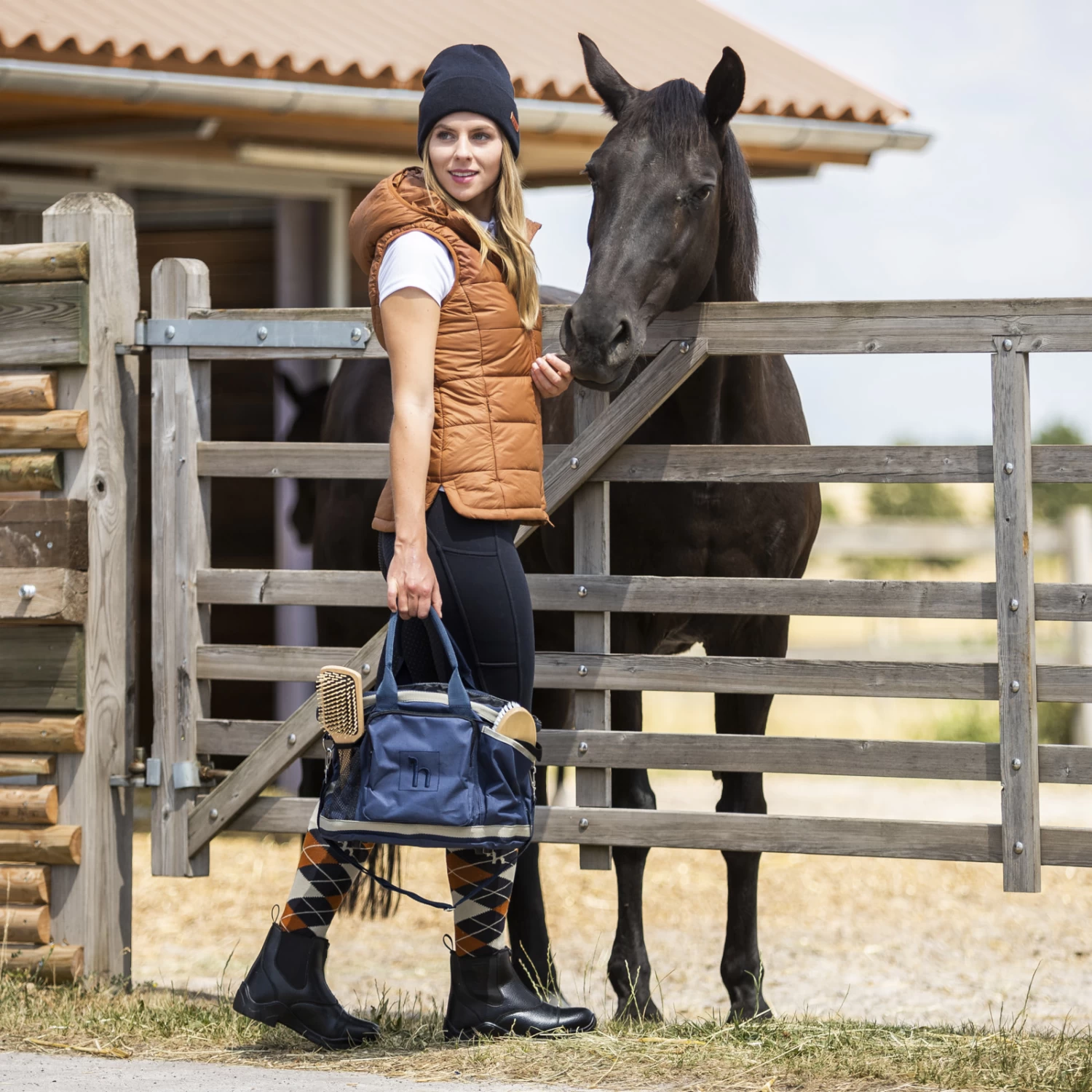 Horze Sandnes Grooming Bag - Dark Navy - Image 3