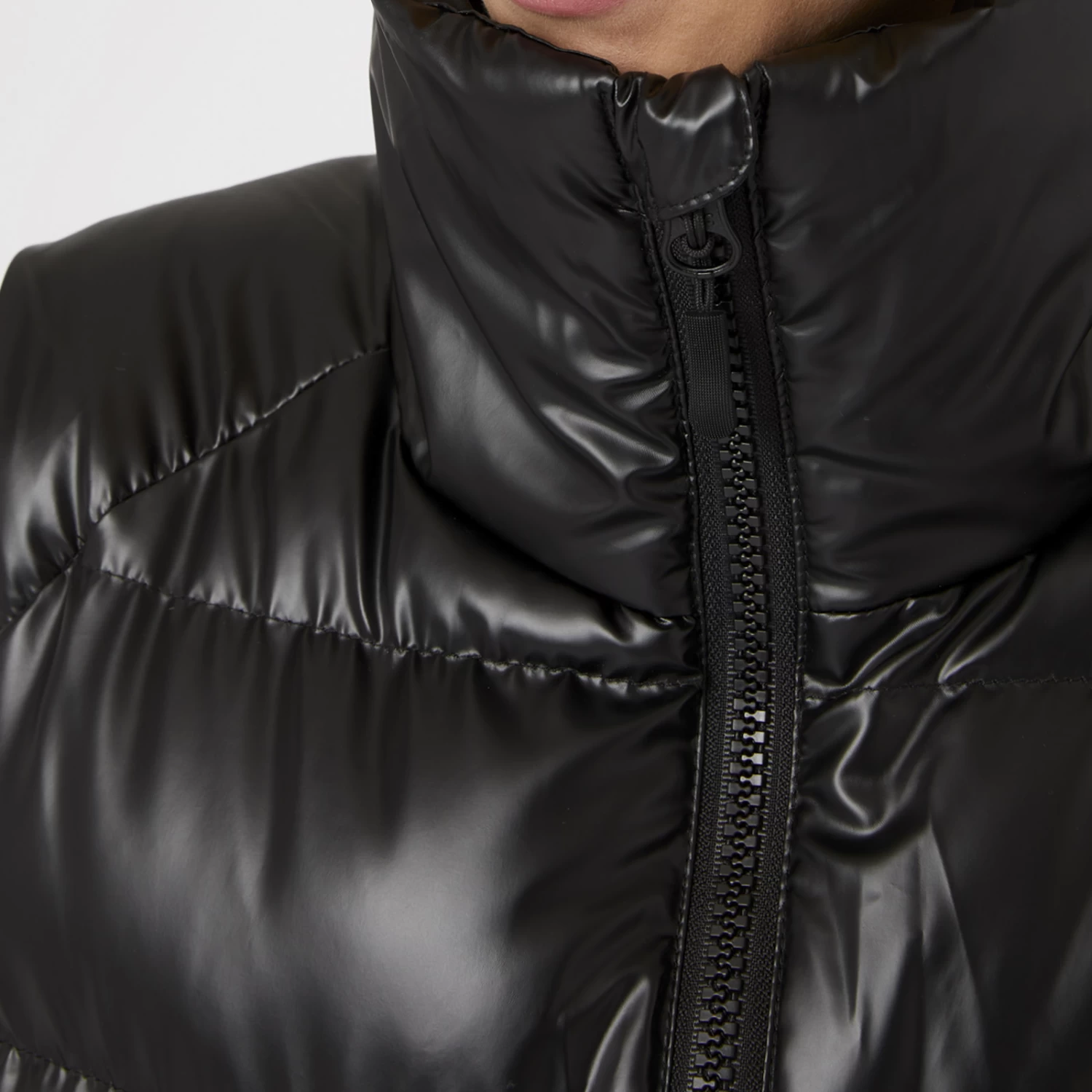 Horze Rianna Womens Shine Padded Vest - Black - Image 6