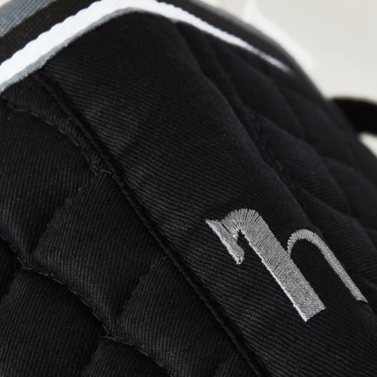 Horze Adepto Dressage Saddle Pad - Black - Image 5