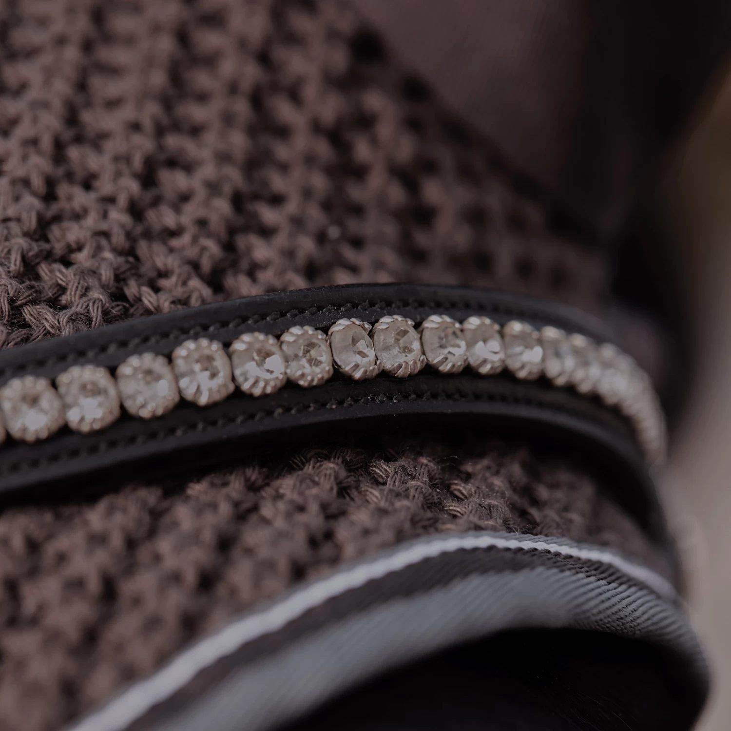 Horze Adepto Ear Net - Dark Brown - Image 4