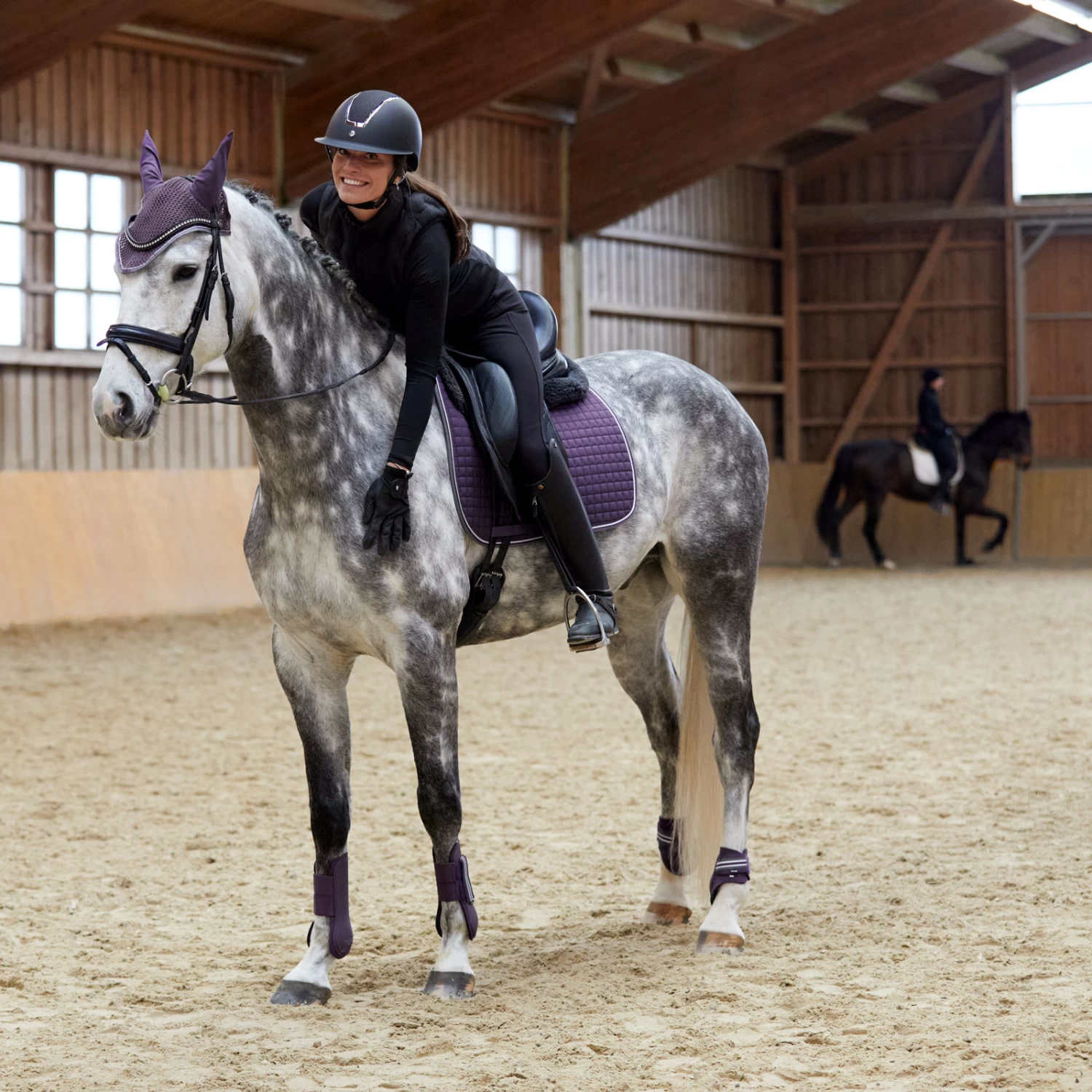 Horze Adepto Dressage Saddle Pad - Blackcurrant Purple - Image 5