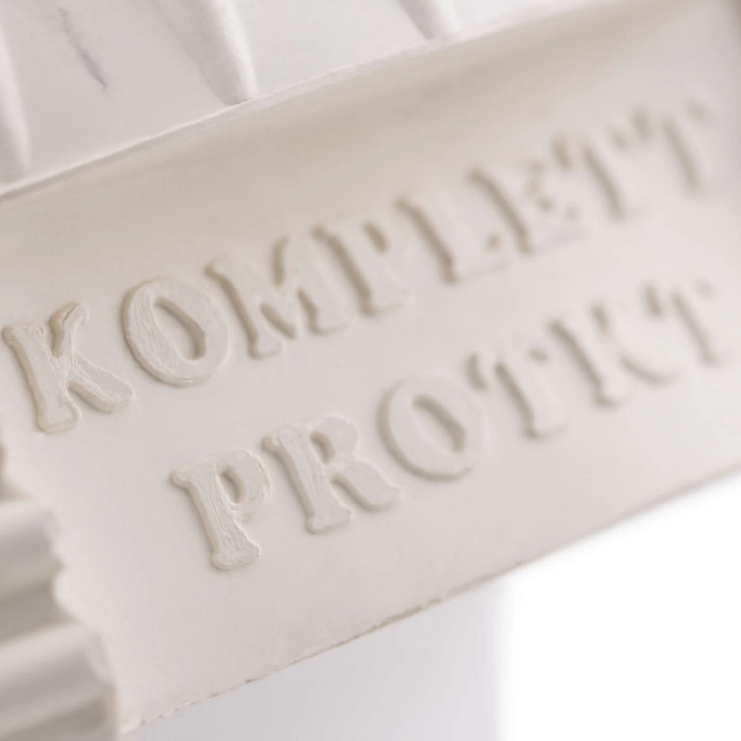 Horze Double Closure No Turn Rubber Bell Boots - White - Image 2